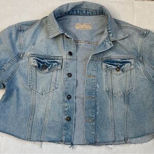 Free People distressed Blue Denim cropped jacket oversized, size small